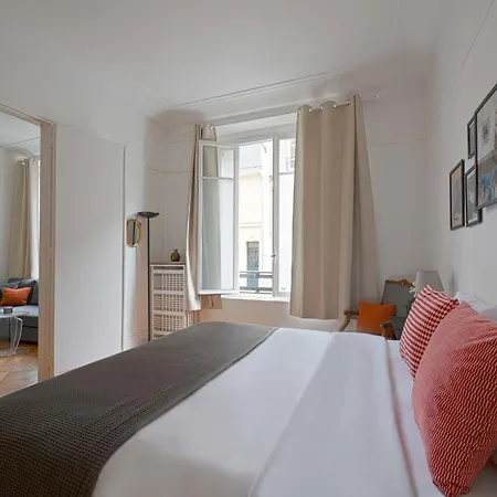 Cosy Sur Seine * נואי סור סיין